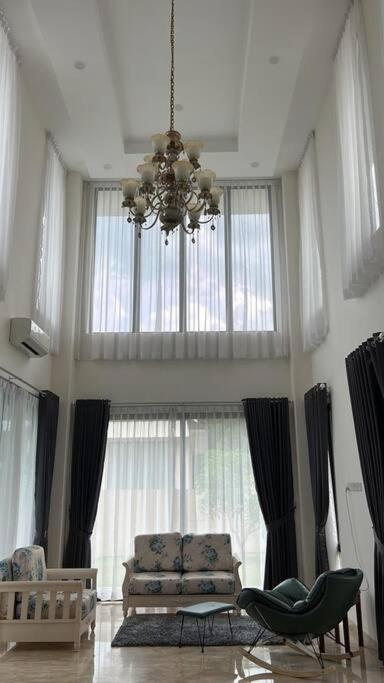 4br Private With Pool In The Heart Of Villa *